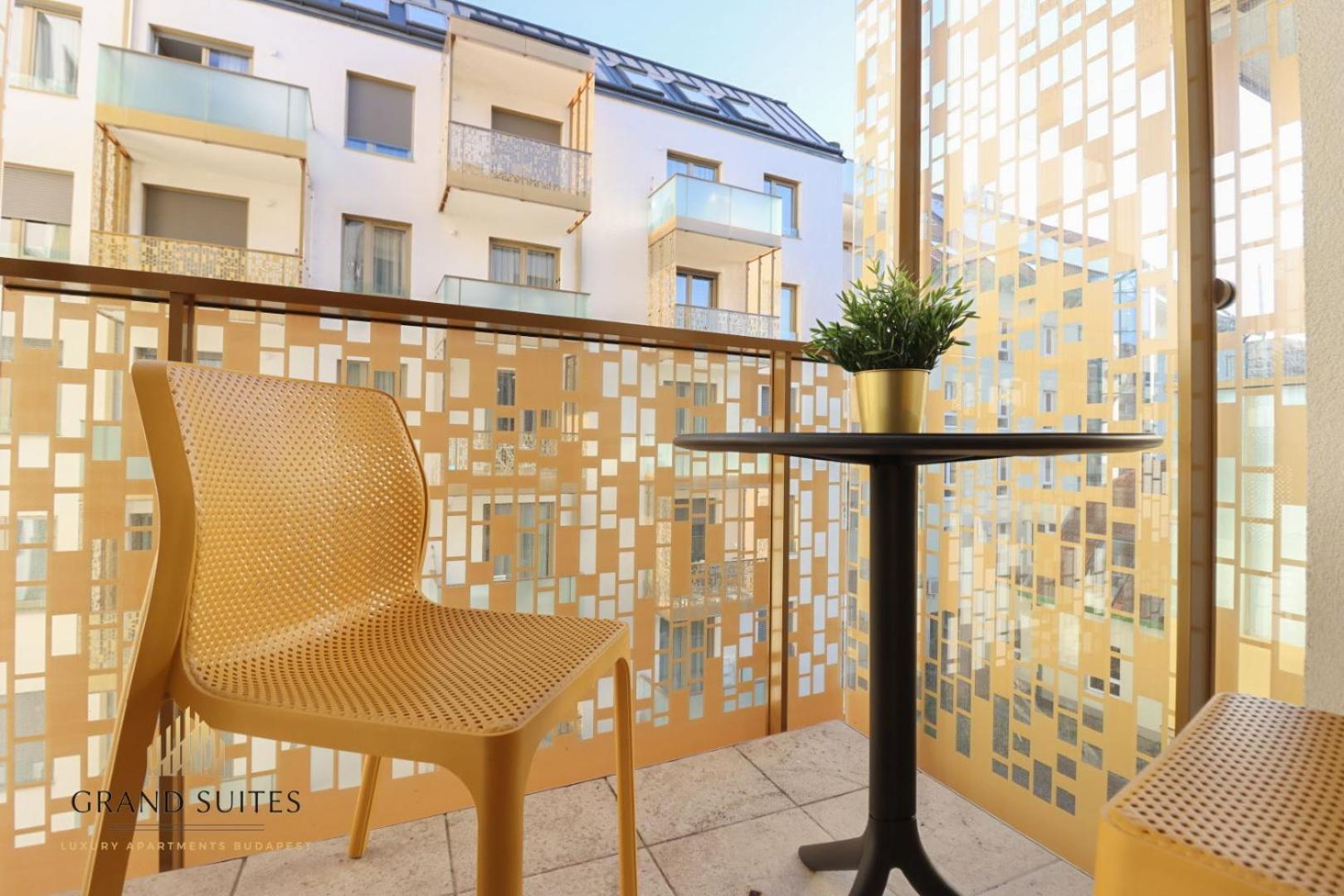 Grand Suites Central Budapest Ngoại thất bức ảnh
